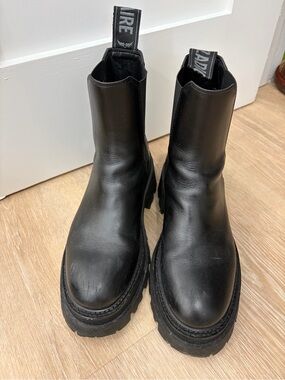 Zadig and Voltaire Leather Chelsea Boots